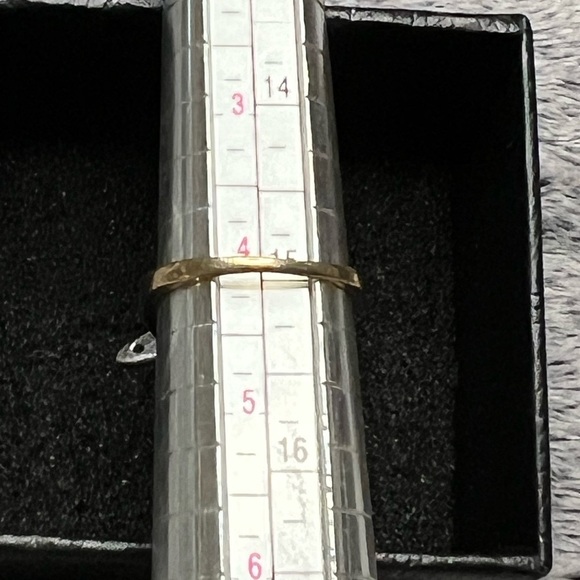 14k Gold Diamond Butterfly Ring Size 4 - Picture 4 of 8